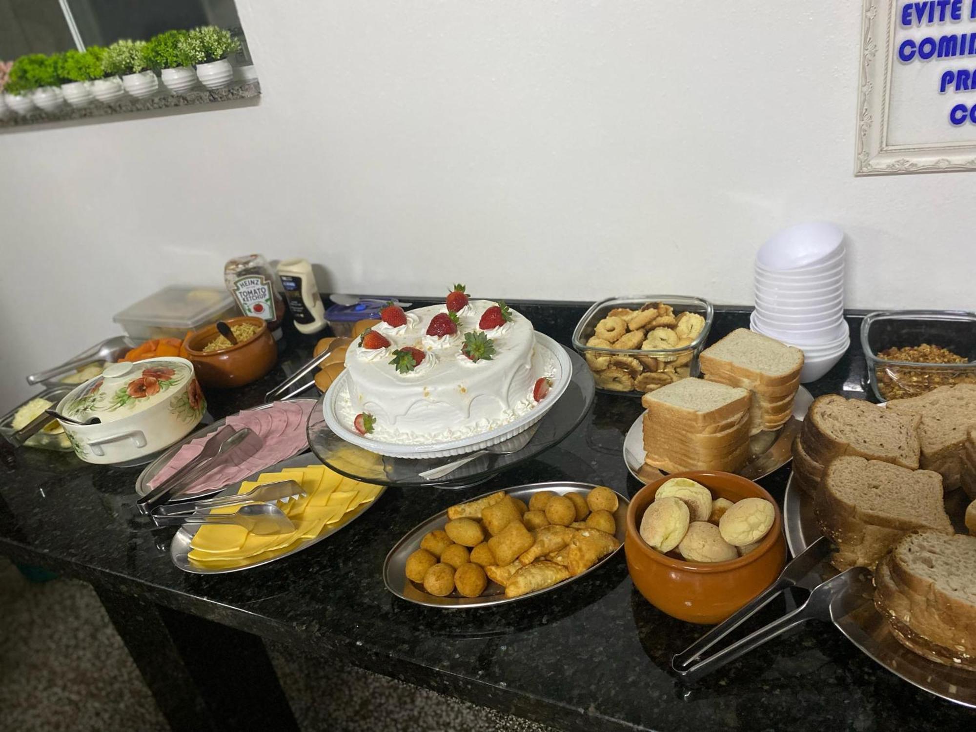 Itajaí Hotel Linhares מראה חיצוני תמונה
